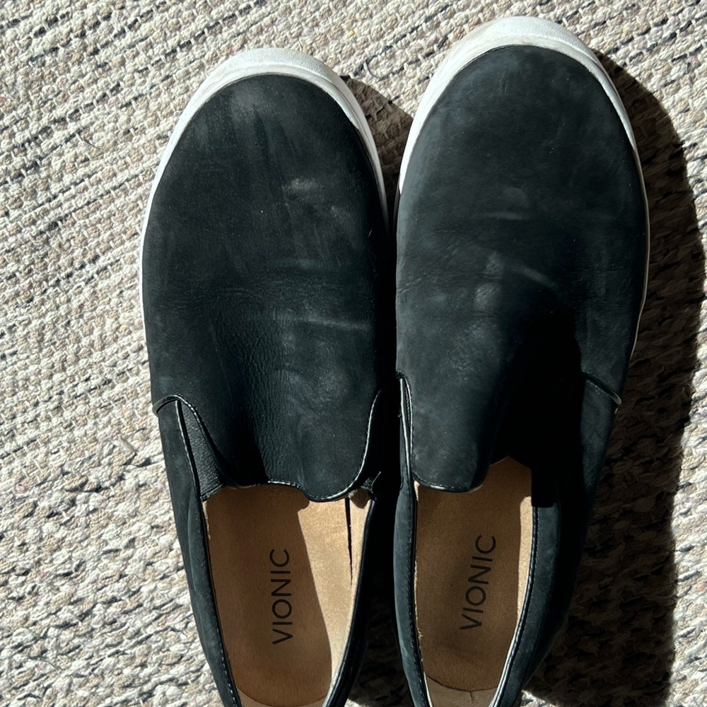 Vionic Women's Midi